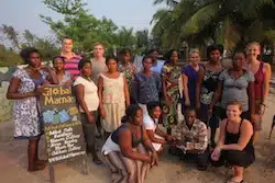 A health care professional from Planned Parenthood Association of Ghana providing screenings for interested producers in Cape Coast