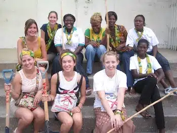 Global Mamas Gives Back during Kotokraba Market Clean Up Day Global Mamas Gives Back during Kotokraba Market Clean Up Day