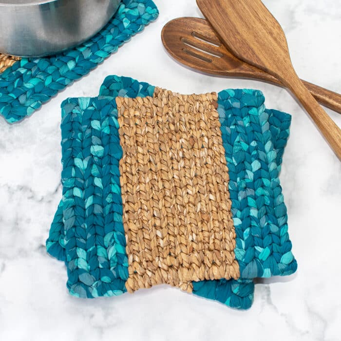 Trivet-Water Hyacinth: Teal-Organic