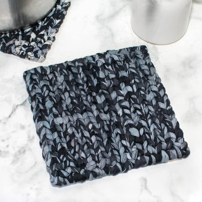 Trivet: Woven - Black-Organic