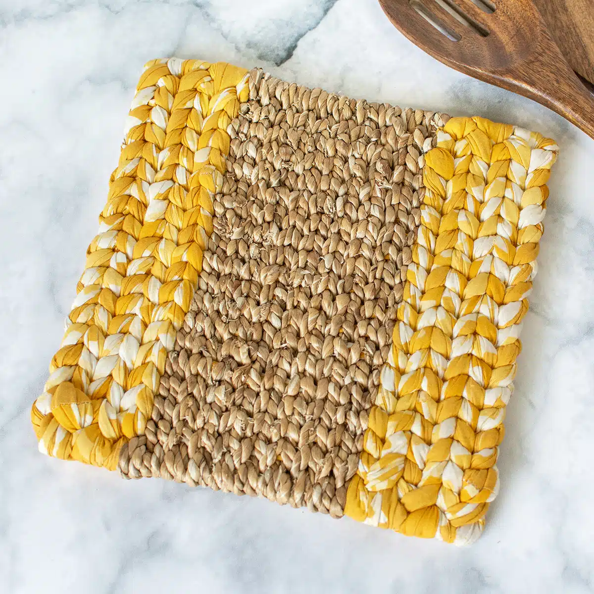 Trivet-Water Hyacinth: Gold-Organic
