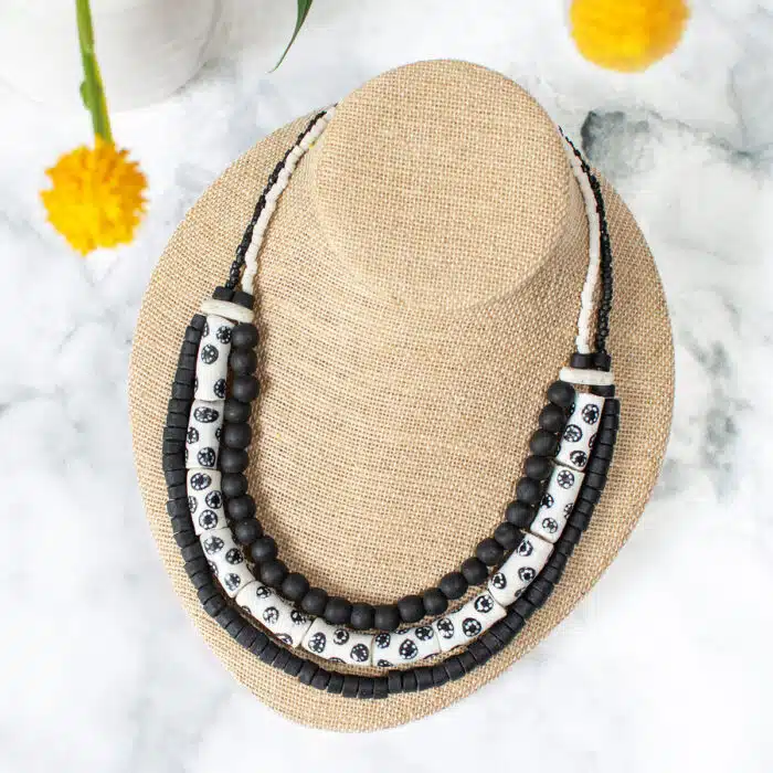 Manye: Necklace - Black