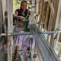 Global Mamas Weaving Workshop using a Kente loom 
