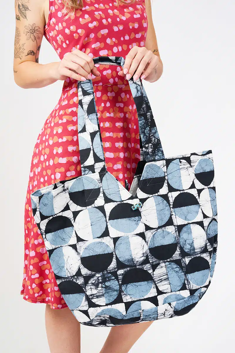 Basket Tote Bag: Mod Circles - Black-Organic - Image 2