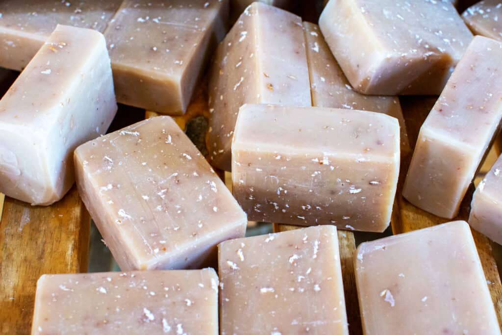 Product SoapMaking HoneyLemonOat 1