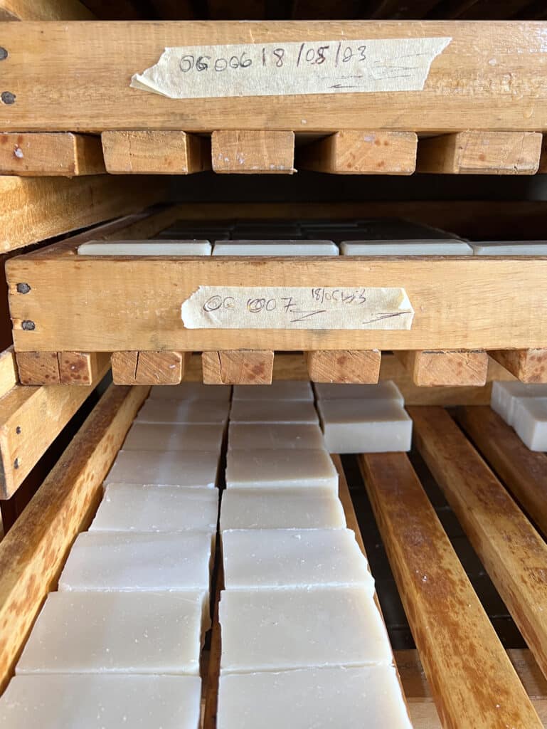 Product SoapMaking SoapCuring2