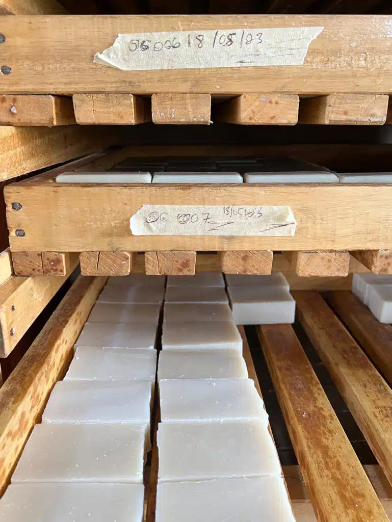 Product SoapMaking SoapCuring2